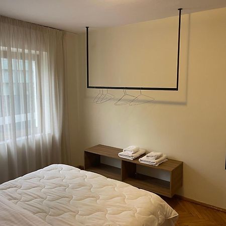 Cozy Apartment, In The Center Of Tirana Exterior photo