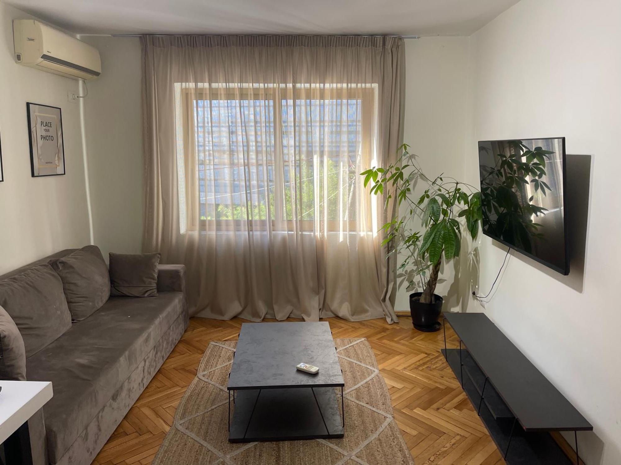 Cozy Apartment, In The Center Of Tirana Exterior photo